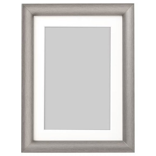Silver-colored frame in size 13x18 cm, perfect for displaying your favorite photos 70297432