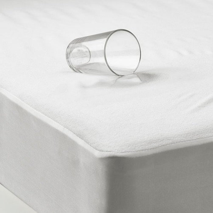 Digital Shoppy IKEA Waterproof mattress protector, 160x200 cm, online, price, bedding, textiles, A side view of an IKEA waterproof mattress protector, measuring 160x200 cm, showing the elastic edges that keep it securely in place on the mattress. 10462081