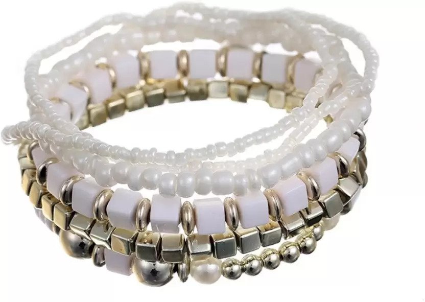 Simple yet elegant pearl bracelet-Gold & white  (SL256)