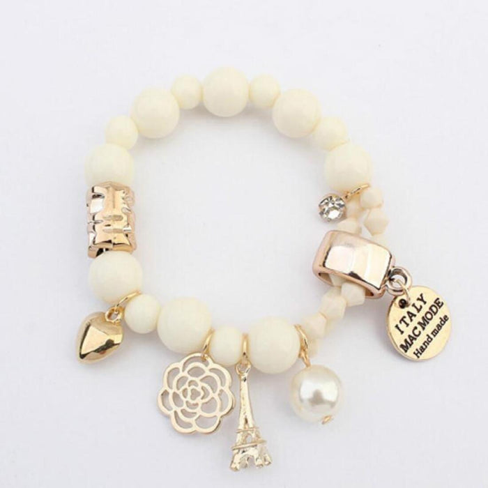 A beautiful bracelet with tower-shaped wild pearl rose flowers